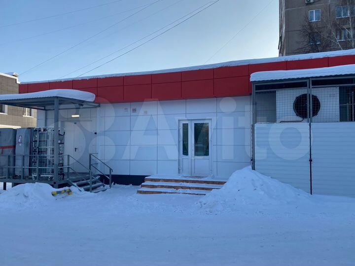 Здание, 681.2 м²