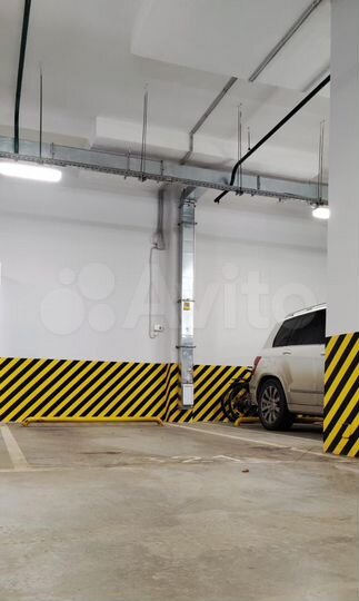 Машиноместо, 13 м²