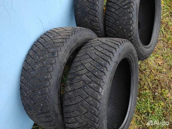 Goodyear Ultragrip Ice Arctic 195/55 R16