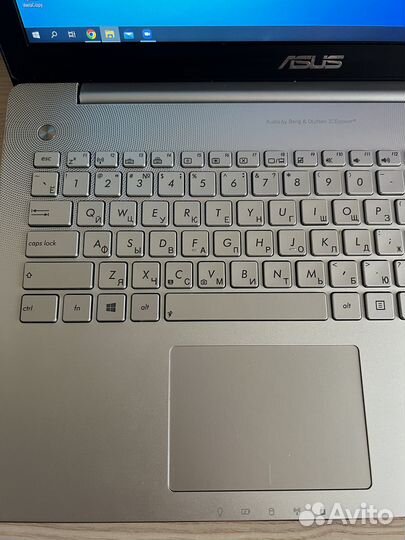 Ноутбук asus в отличном состоянии