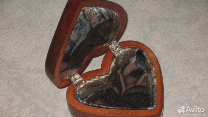 Шкатулка деревянная ручной работы