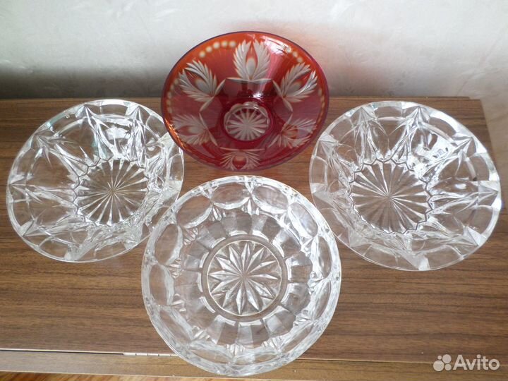 Вазочки СССР, тарелки столовые СССР