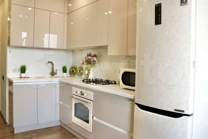 2-к. квартира, 60 м², 7/9 эт.