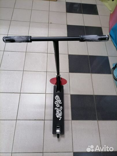 Трюковой самокат KMS 421