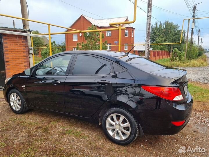 Hyundai Solaris 1.6 МТ, 2012, 189 104 км