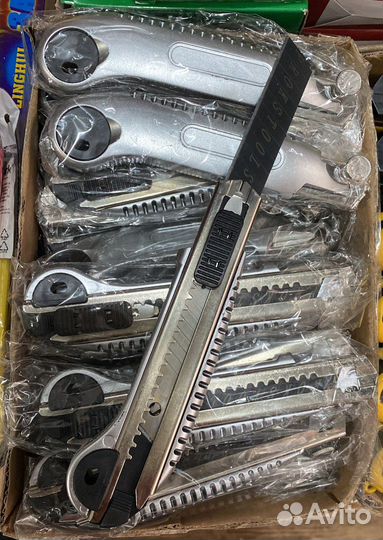 Канцелярский нож