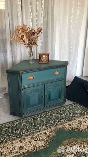 Тумба под тв угловая