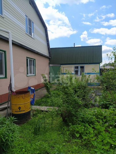 Дом 180 м² на участке 7,5 сот.