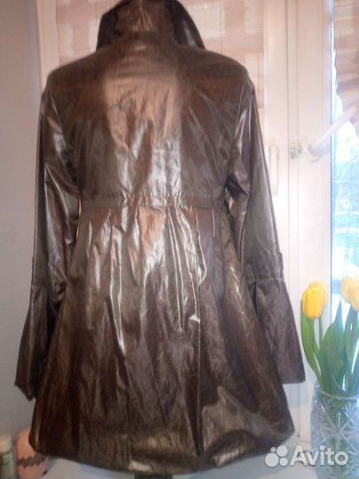 Плащ женский