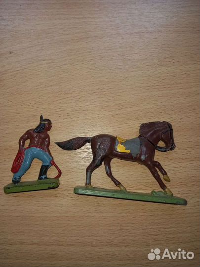 Игрушки СССР солдатики