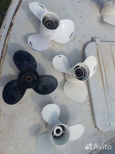 Винт Solas Saturn C 3.11 17R, сталь