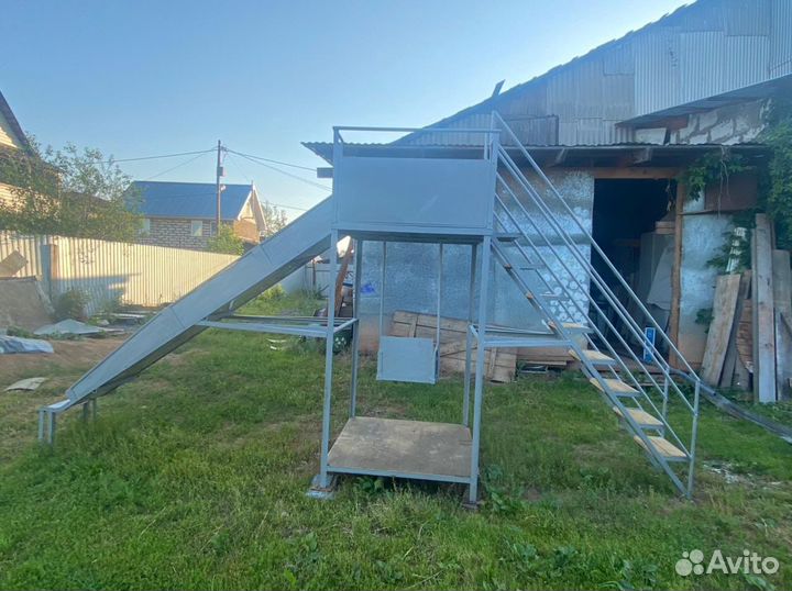 Горка железная новая