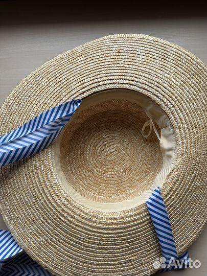 Соломенная шляпа женская