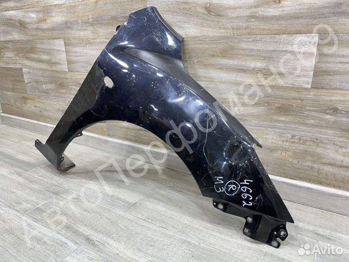Крыло переднее правое Mazda 3 BL (2009-2013)