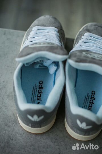 Кроссовки женские adidas