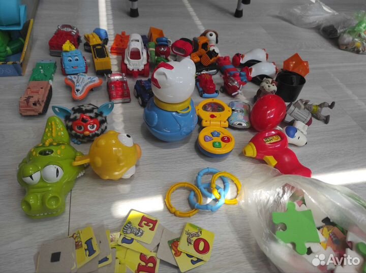 Игрушки пакетом playskool 3-7 лет