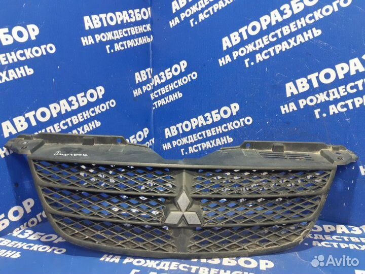 Решетка радиатора Mitsubishi Airtrek кроссовер