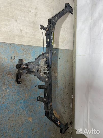 Верхняя планка телевизора Nissan x trail t31