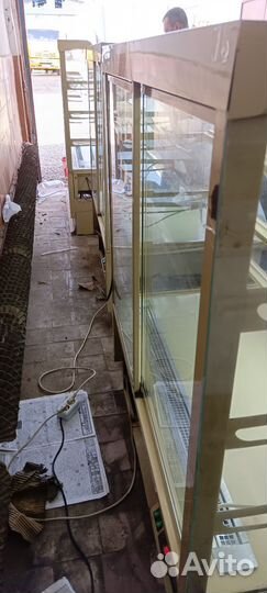 Холодильник ветрина