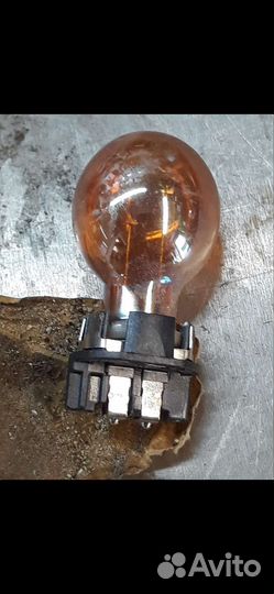 2012-17 хс60 Лампа в фару volvo xc60