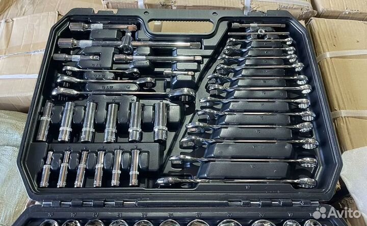 Набор инструментов 151 предмет