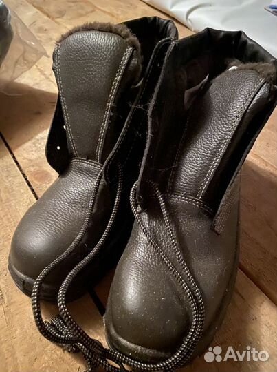 Продаю спец. одежду