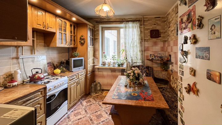 4-к. квартира, 82,2 м², 2/9 эт.