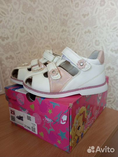 Босоножки для девочки 23 размер