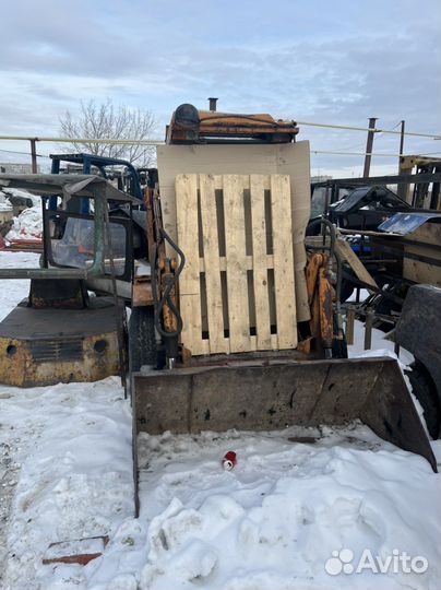 Мини-погрузчик Уралвагонзавод ПУМ-500, 2002