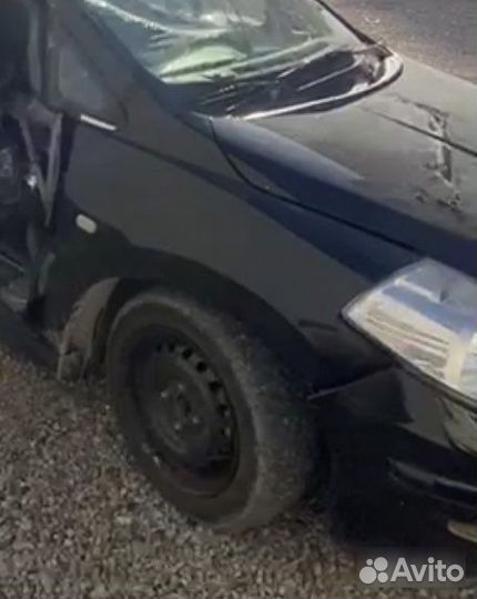 Крыло переднее правое Nissan Tiida C11