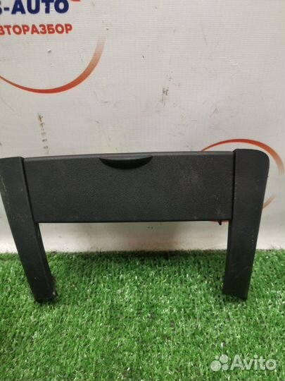 Бардачок Kia Ceed хетчбэк 1.6 123 Л.С. G4FC 2008