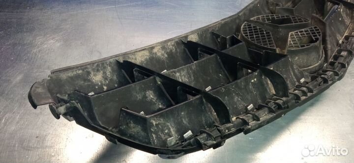 Mercedes C 204 W204 Решётка радиатора