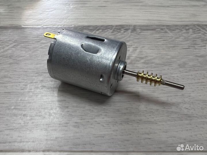 Электромотор механизма переключения АКПП