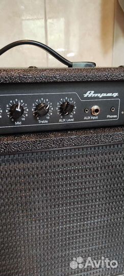 Комбоусилитель бас Ampeg BA-108