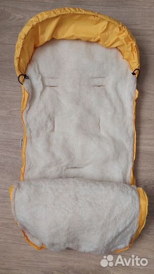 Зимний конверт в коляску с прорезями