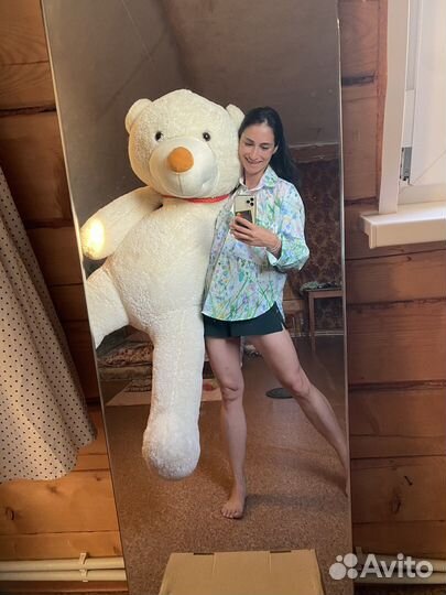 Плюшевый медведь большой белый