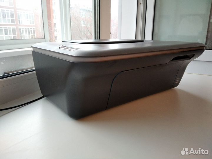 Принтер HP Deskjet 1050