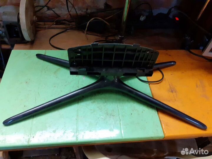 Подставки под телевизоры