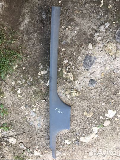 Накладка порога правая шкода фабия