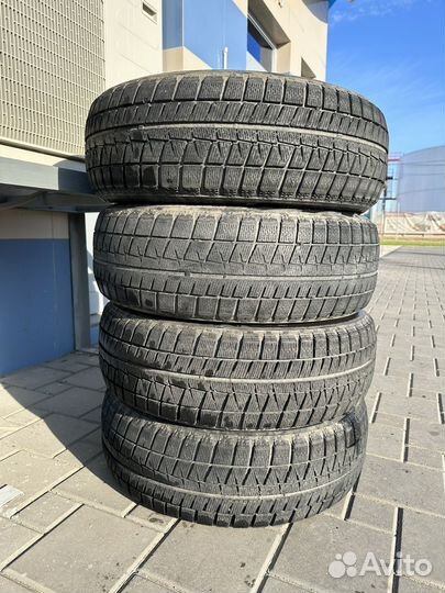 Bridgestone Blizzak Revo GZ 205/60 R16