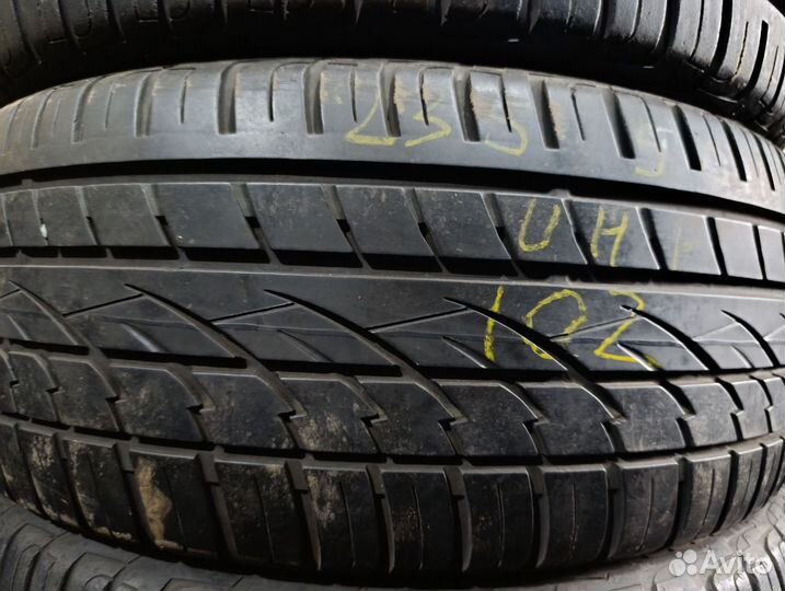 Continental CrossContact UHP 235/50 R18