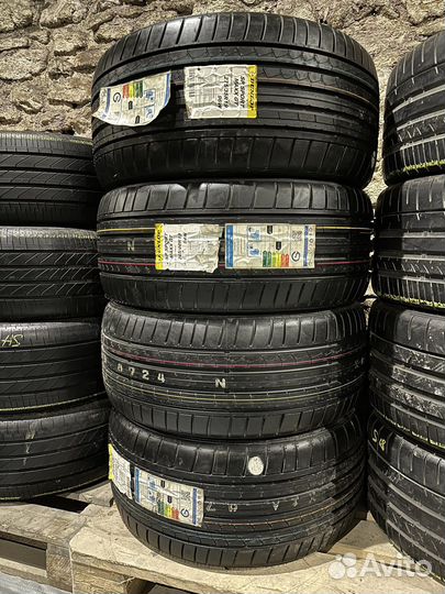 Dunlop SP Sport Maxx GT 245/40 R19 и 275/35 R19