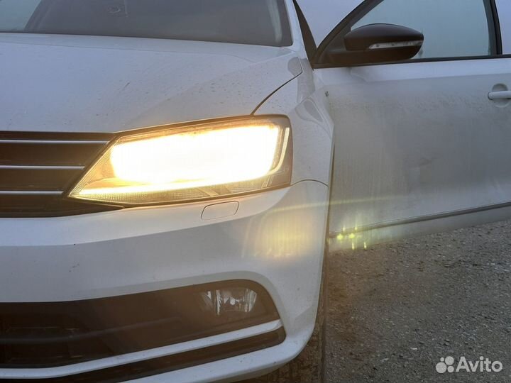 Фара левая volkswagen jetta 6