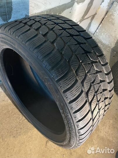 Bridgestone Blizzak LM-25 285/35 R20 100V