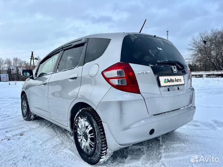 Honda Fit 1.3 CVT, 2010, 190 000 км