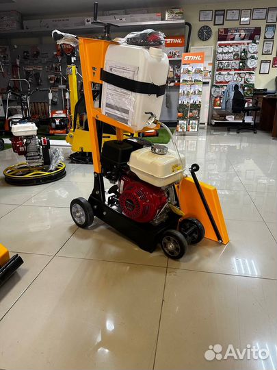 Резчик швов с двигателем Loncin