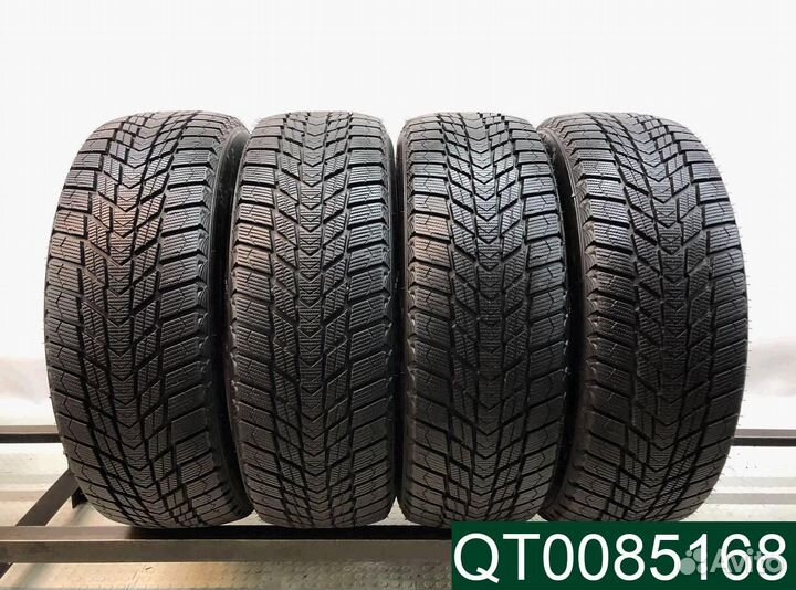 Nexen Winguard Ice Plus 215/60 R17 96P