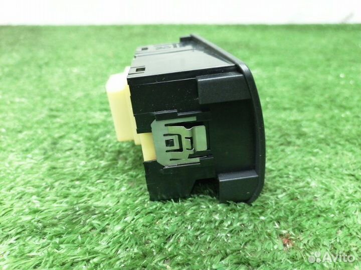 Блок кнопок Lexus Gs300H AWL10 2AR-FSE 2014