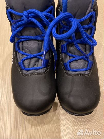 Лыжные ботинки 34р