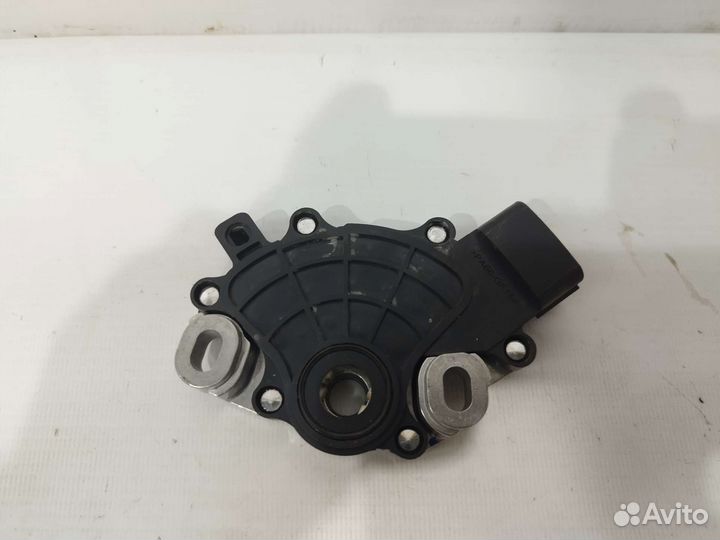Датчик селектора АКПП Hyundai Kia 42700-23500